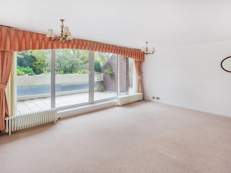2 Bed Apartment To Rent in Reigate